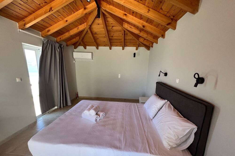 Photo of Bedroom in Elafonisos