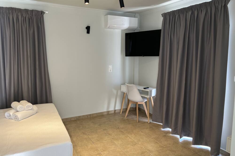 Photo of Bedroom in Elafonisos