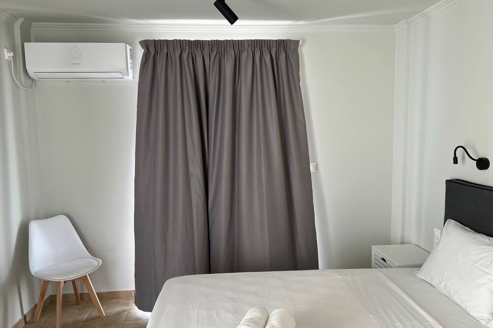 Photo of Bedroom in Elafonisos