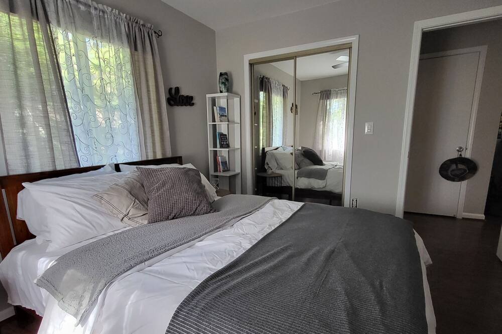 Photo of Bedroom in Gladwin