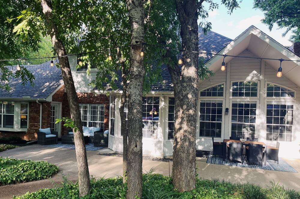 Photo of Outdoor in Flower Mound