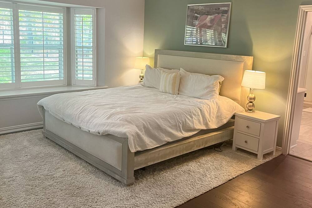 Photo of Bedroom in Flower Mound