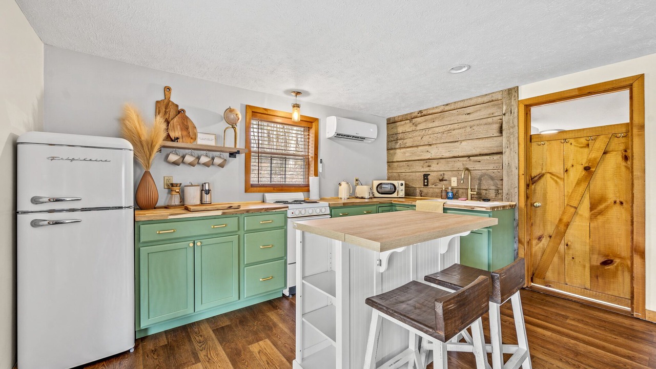 Photo of Kitchen in Cosby