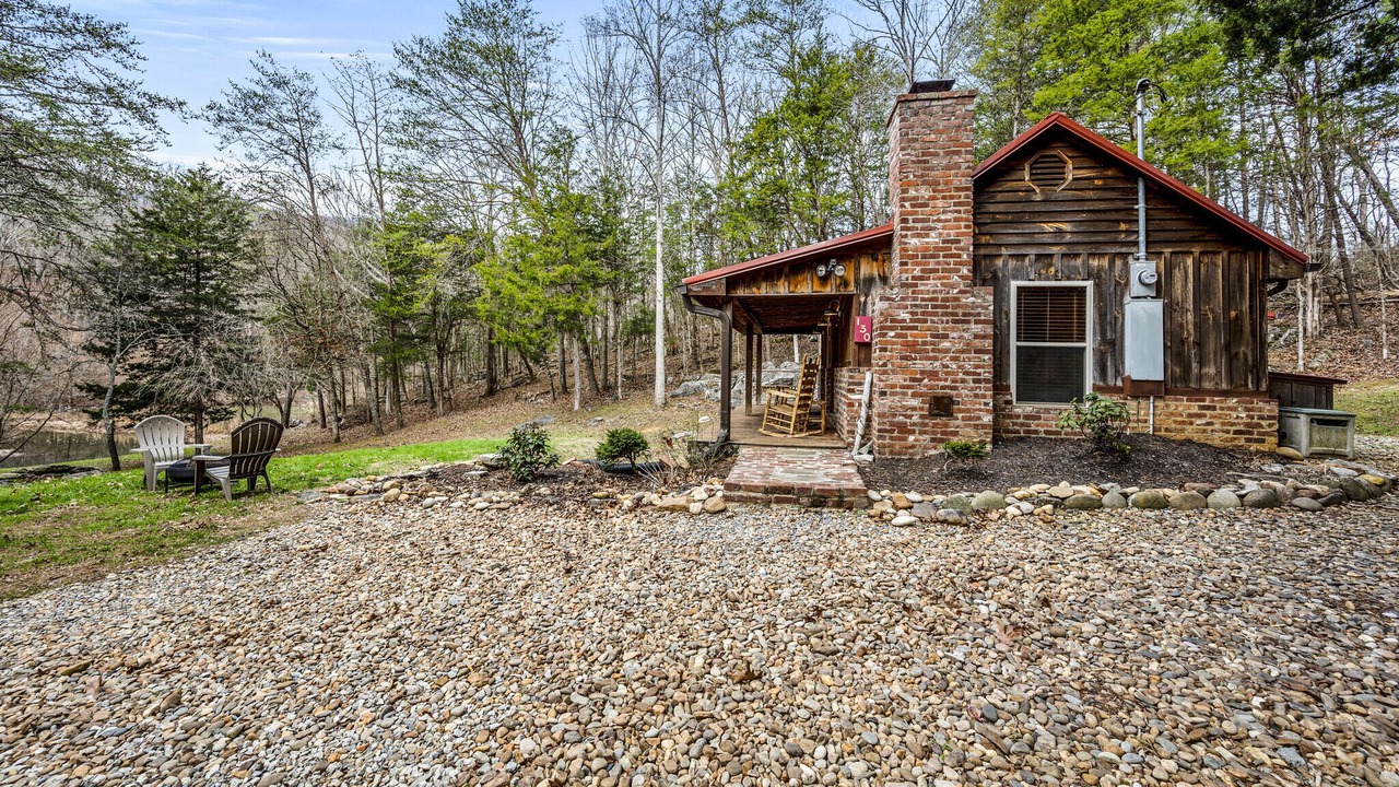 Photo of Outdoor in Cosby