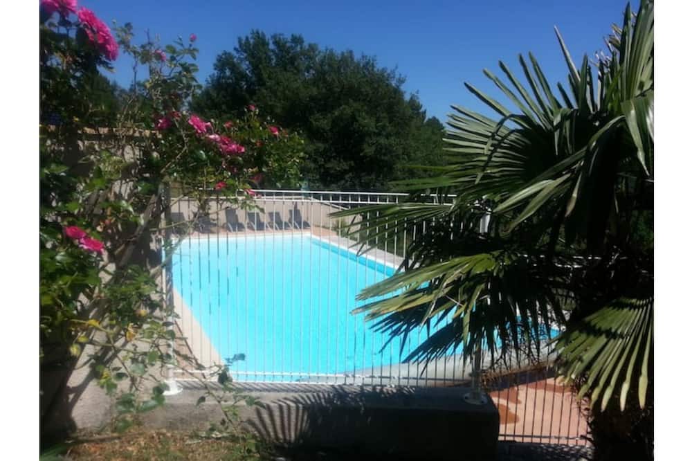 Photo of Outdoor in Saint-Julien-du-Serre