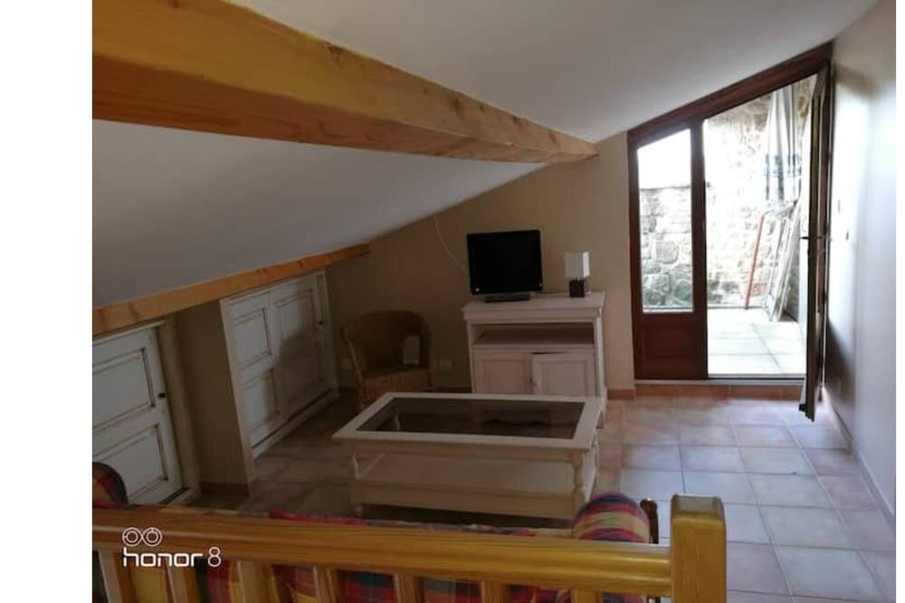 Photo of Livingroom in Saint-Julien-du-Serre