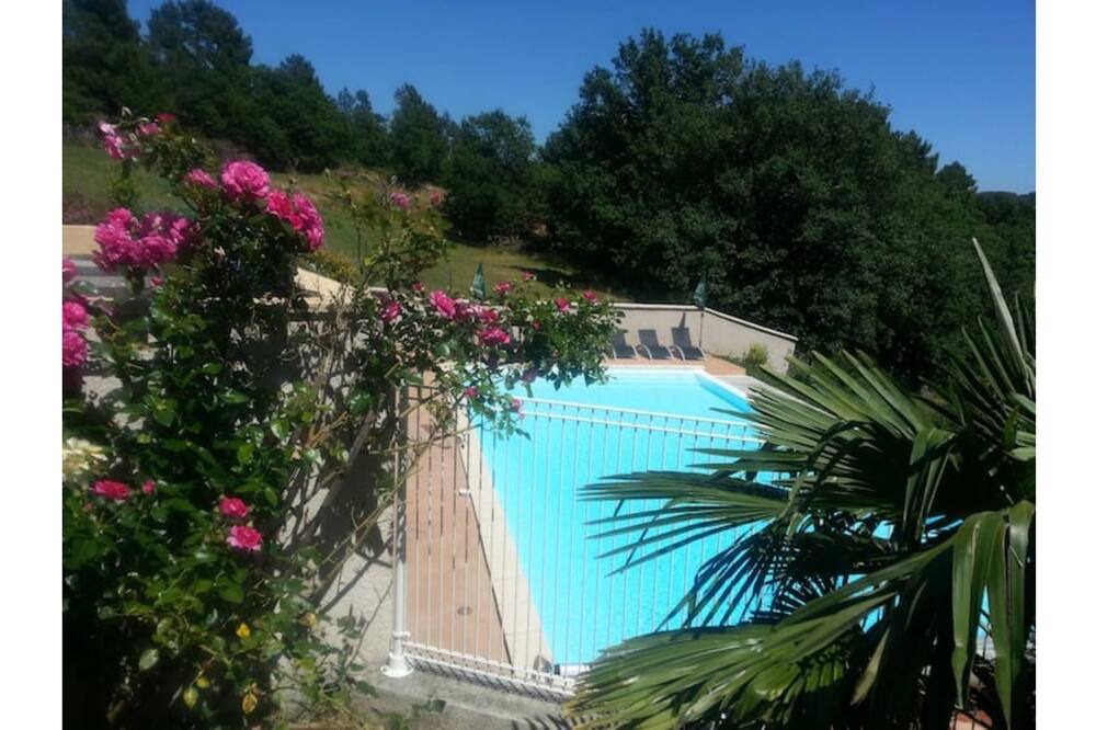 Photo of Outdoor in Saint-Julien-du-Serre