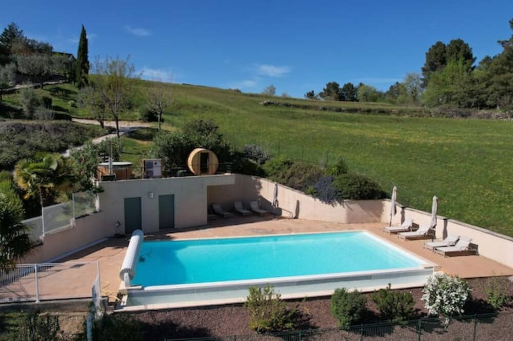 Photo of Outdoor in Saint-Julien-du-Serre