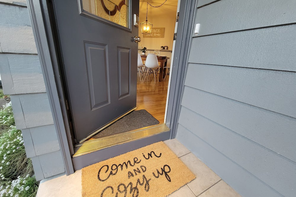 Photo of Outdoor in Hazelwood