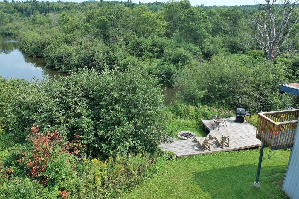 Photo of Outdoor in Mansonville