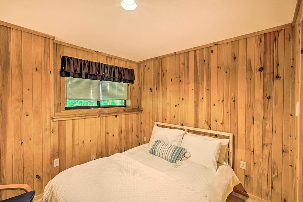 Photo of Others in Otis