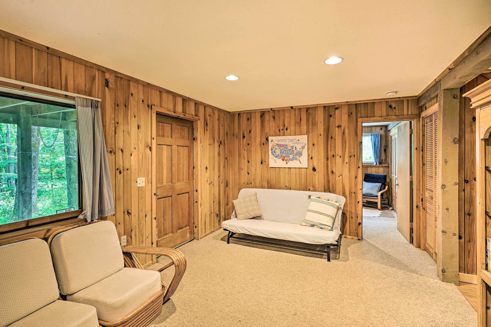 Photo of Bedroom in Otis