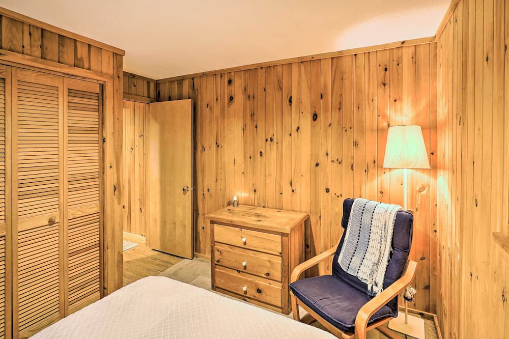 Photo of Bedroom in Otis