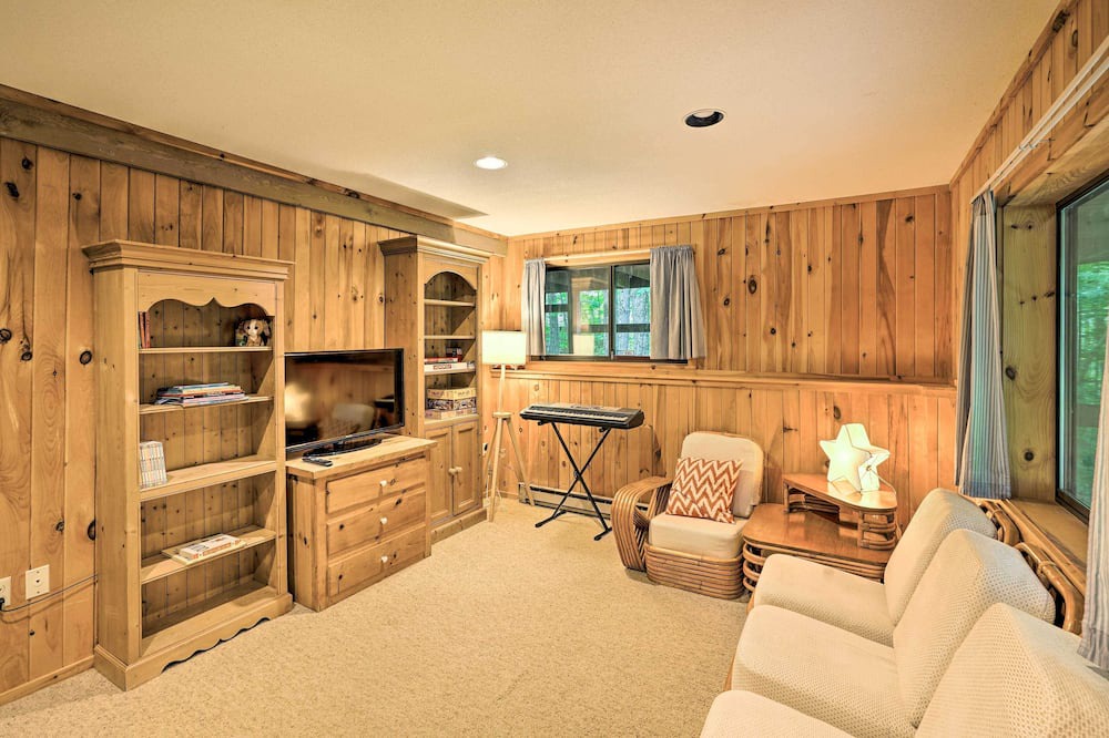 Photo of Bedroom in Otis