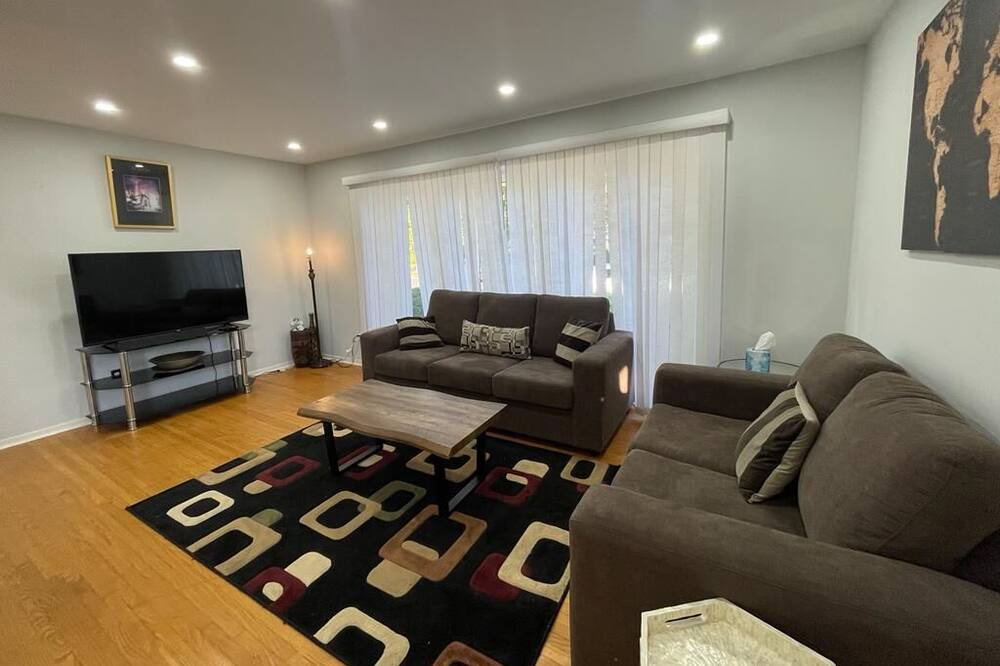 Photo of Livingroom in Brampton