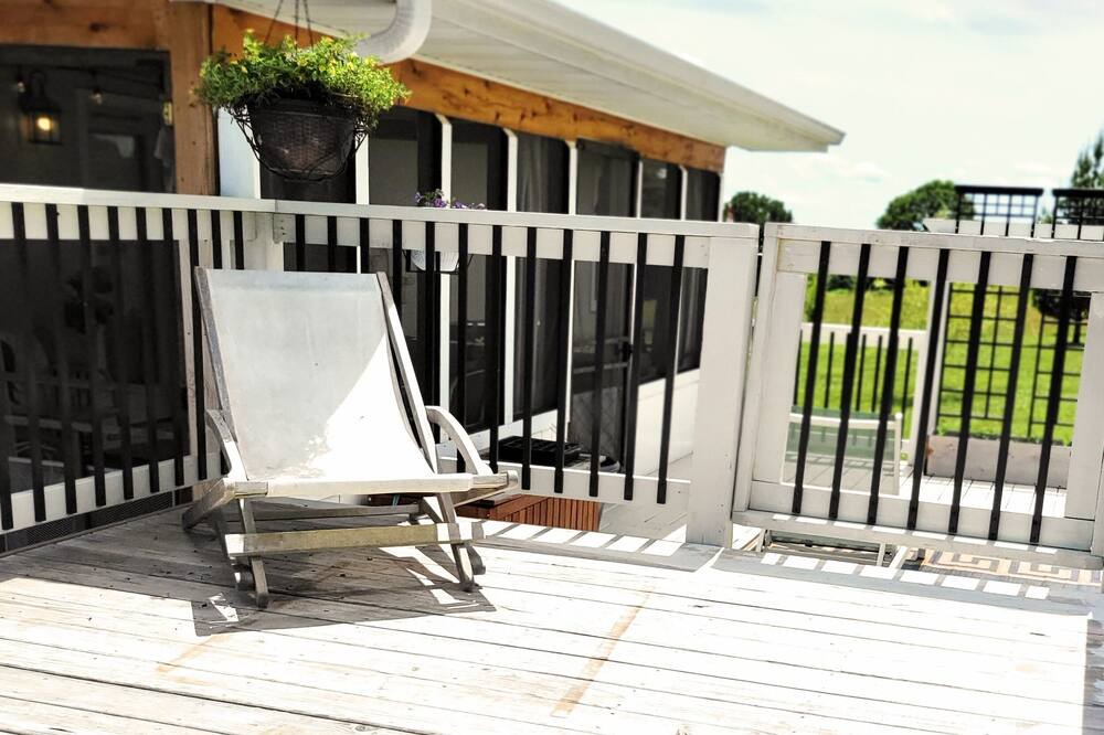 Photo of Patio Balcony in Squires