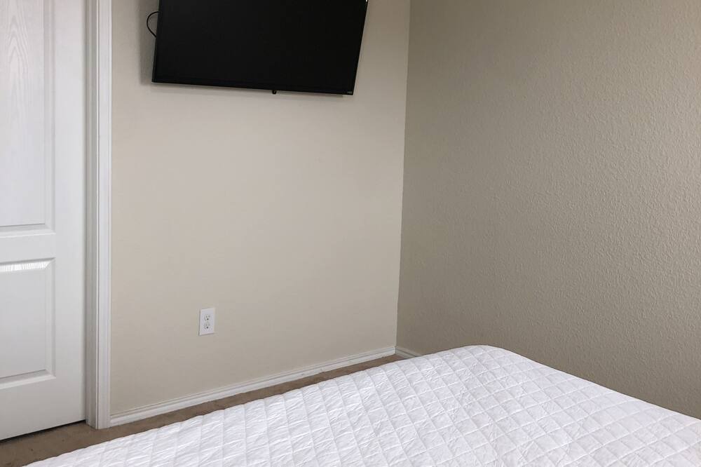 Photo of Bedroom in Forney