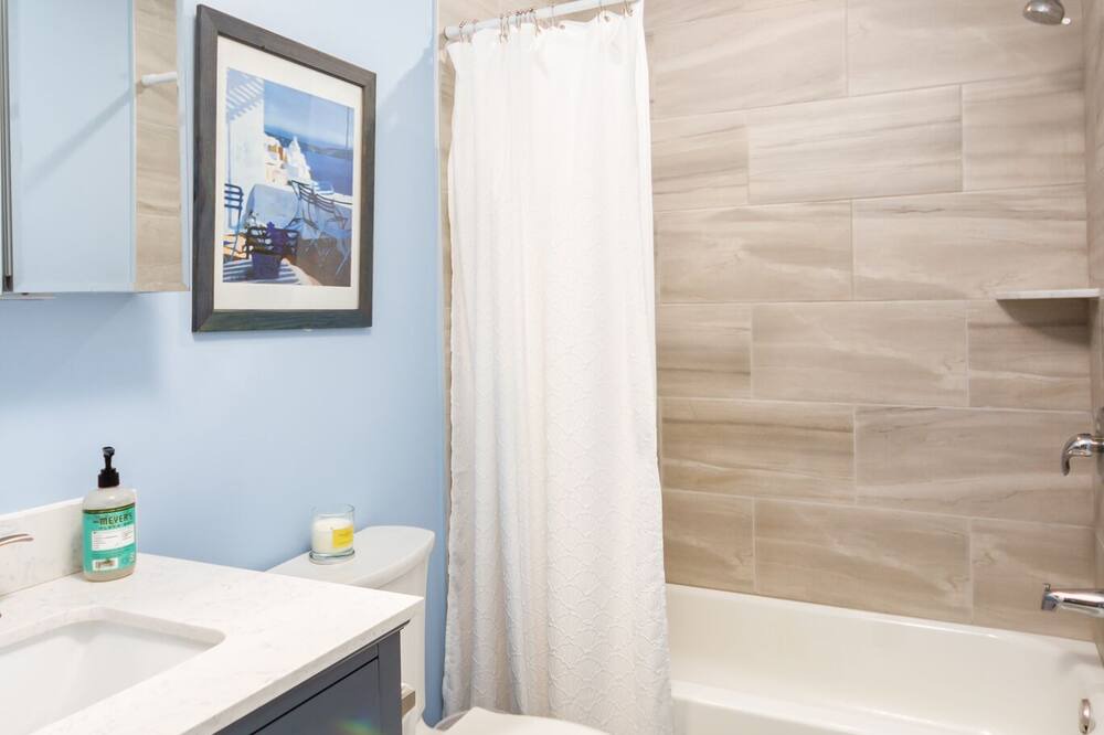 Photo of Bathroom in Village Green