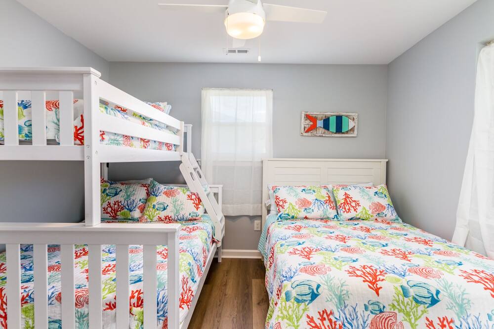 Photo of Bedroom in Village Green