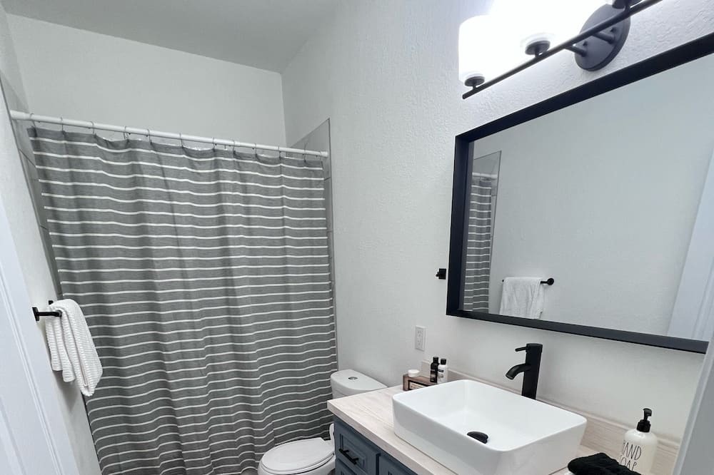Photo of Bathroom in Kirby