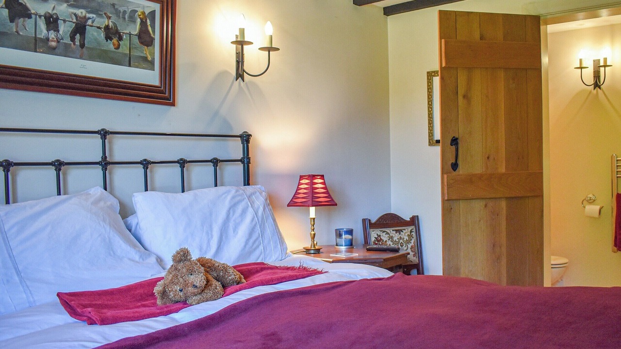 Photo of Others in Ashover