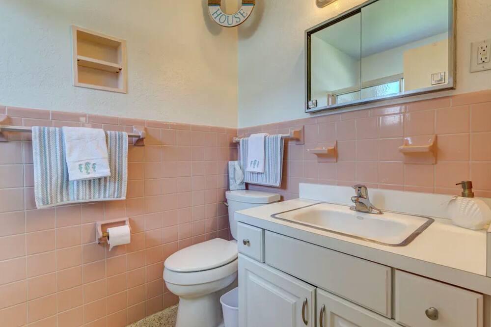 Photo of Bedroom in Cocoa Isles