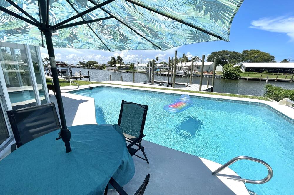 Photo of Outdoor in Cocoa Isles