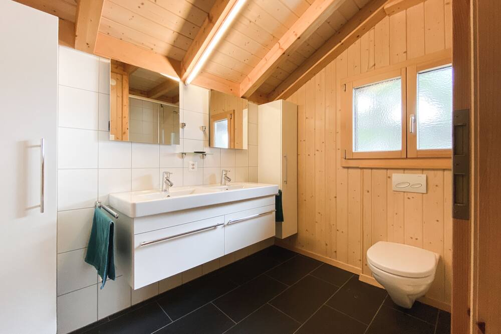Photo of Bathroom in Altdorf