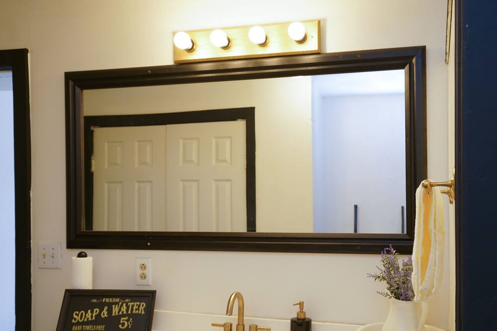 Photo of Bathroom in Berea