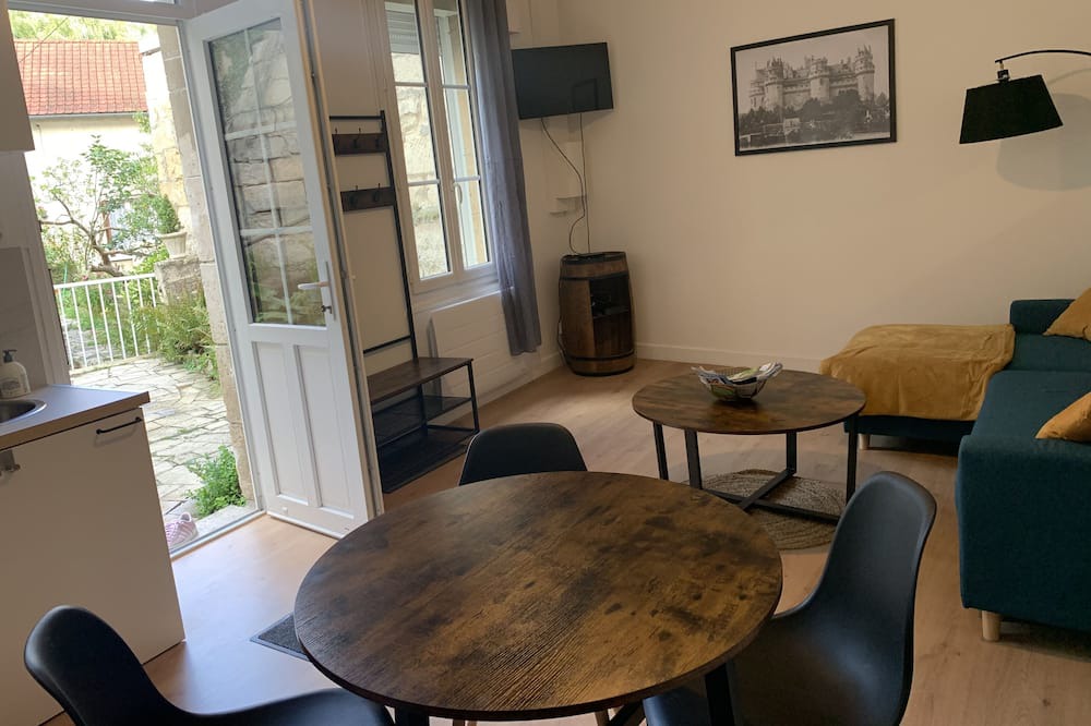 Photo of Livingroom in Pierrefonds