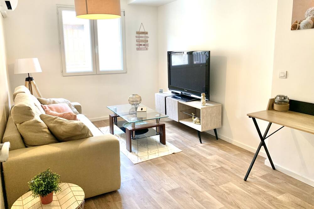 Photo of Livingroom in Thuir