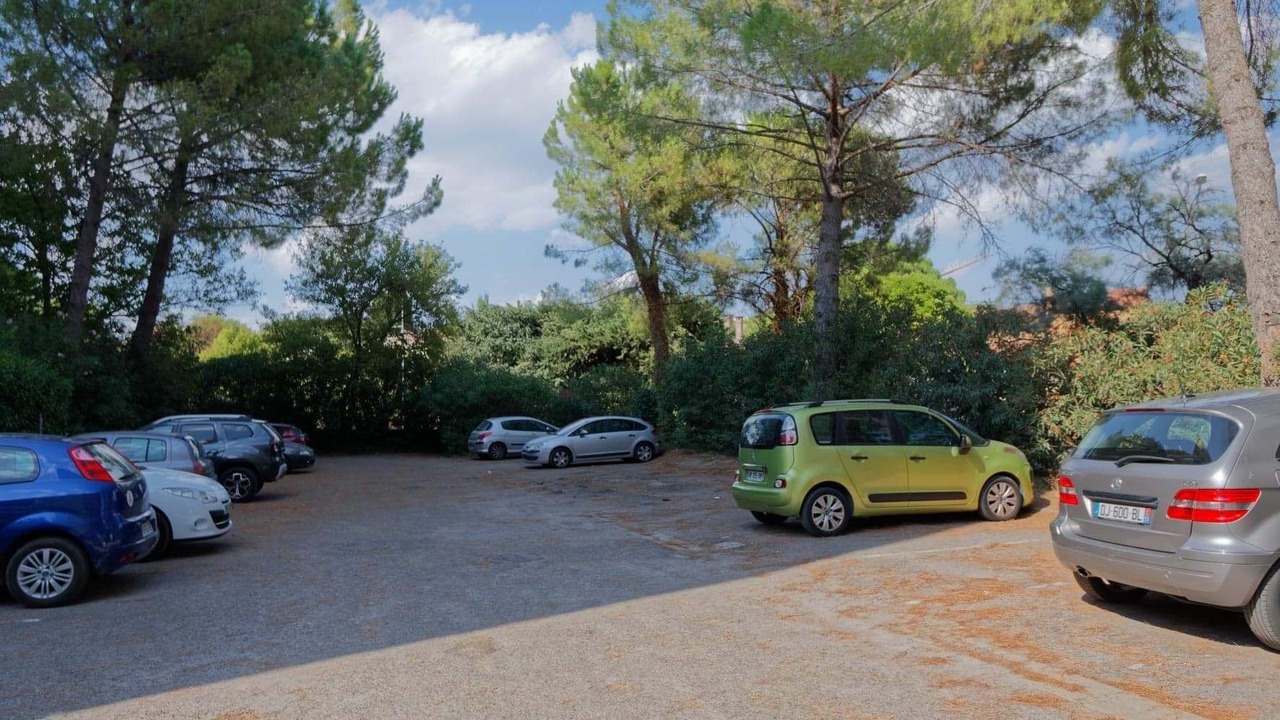 Photo of Outdoor in Beaux Arts-Boutonnet