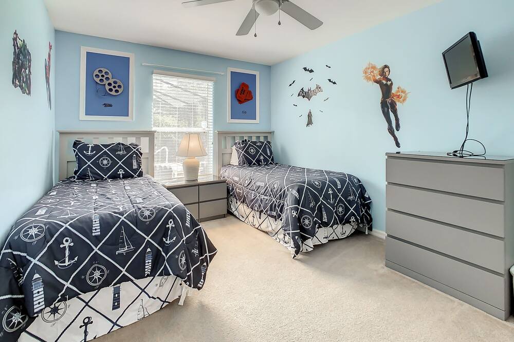 Photo of Bedroom in Lake Wilson Preserve
