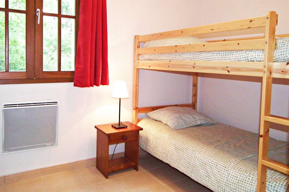 Photo of Bedroom in Gavaudun