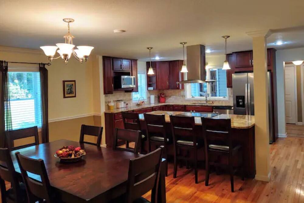 Photo of Kitchen in Bakersville
