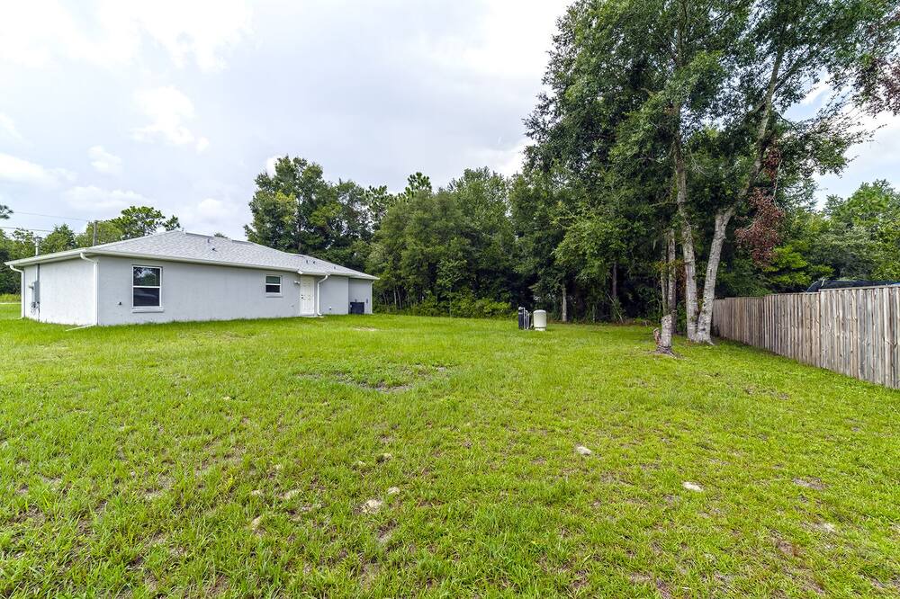 Photo of Outdoor in Silver Springs Shores