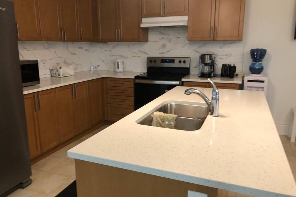 Photo of Kitchen in Thorold