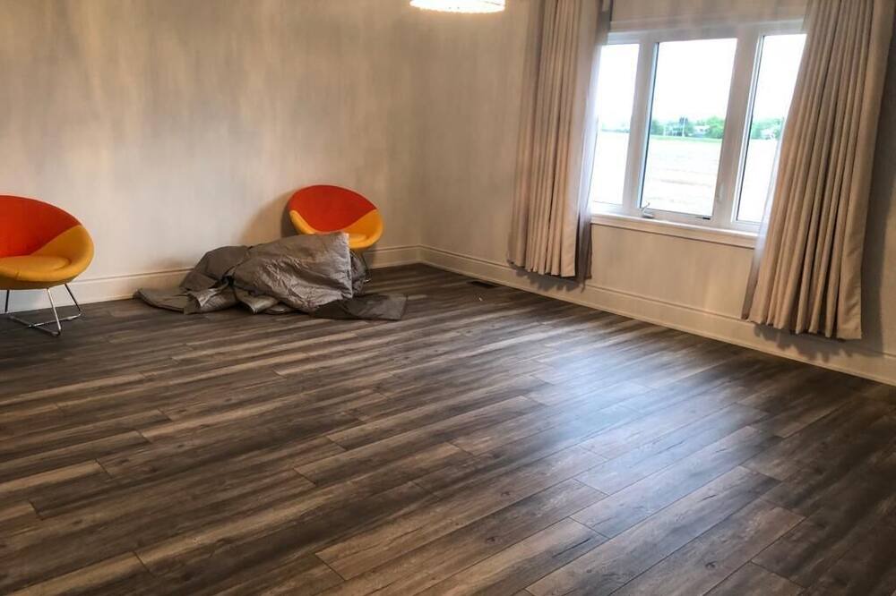 Photo of Bedroom in Thorold