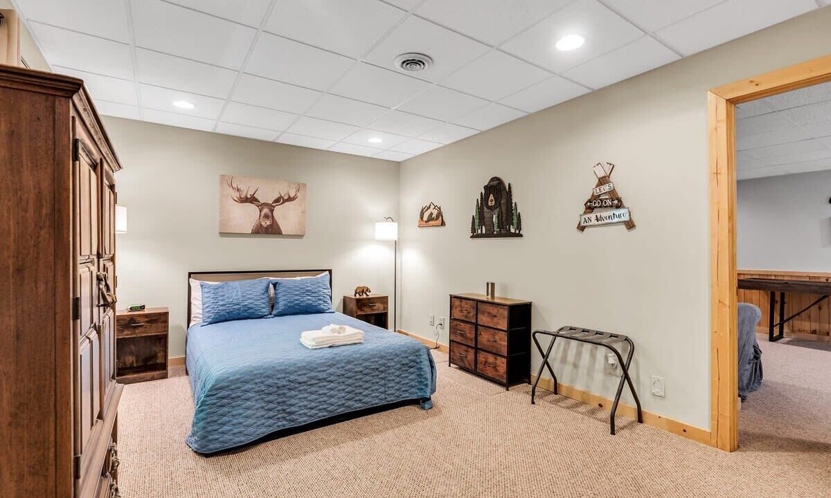 Photo of Bedroom in Walnut Mountain