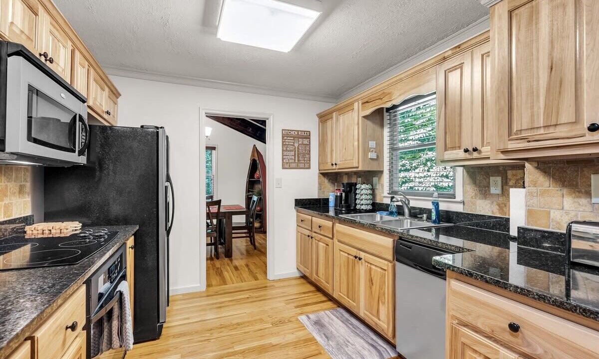 Photo of Kitchen in Walnut Mountain