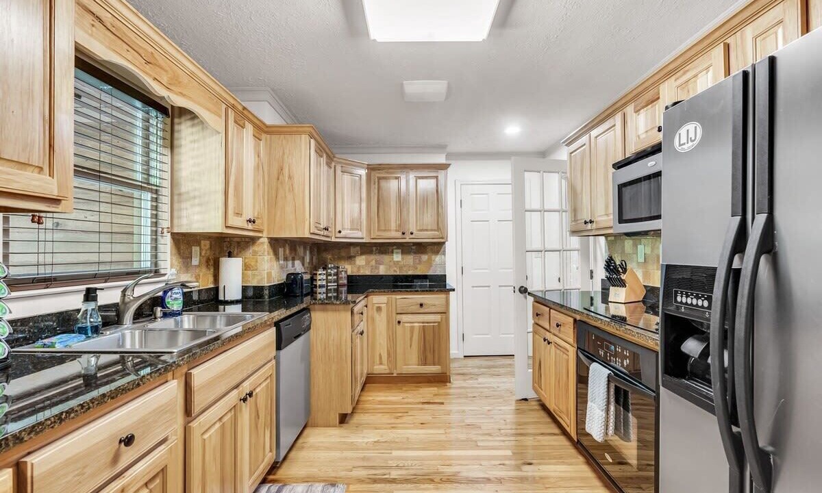Photo of Kitchen in Walnut Mountain