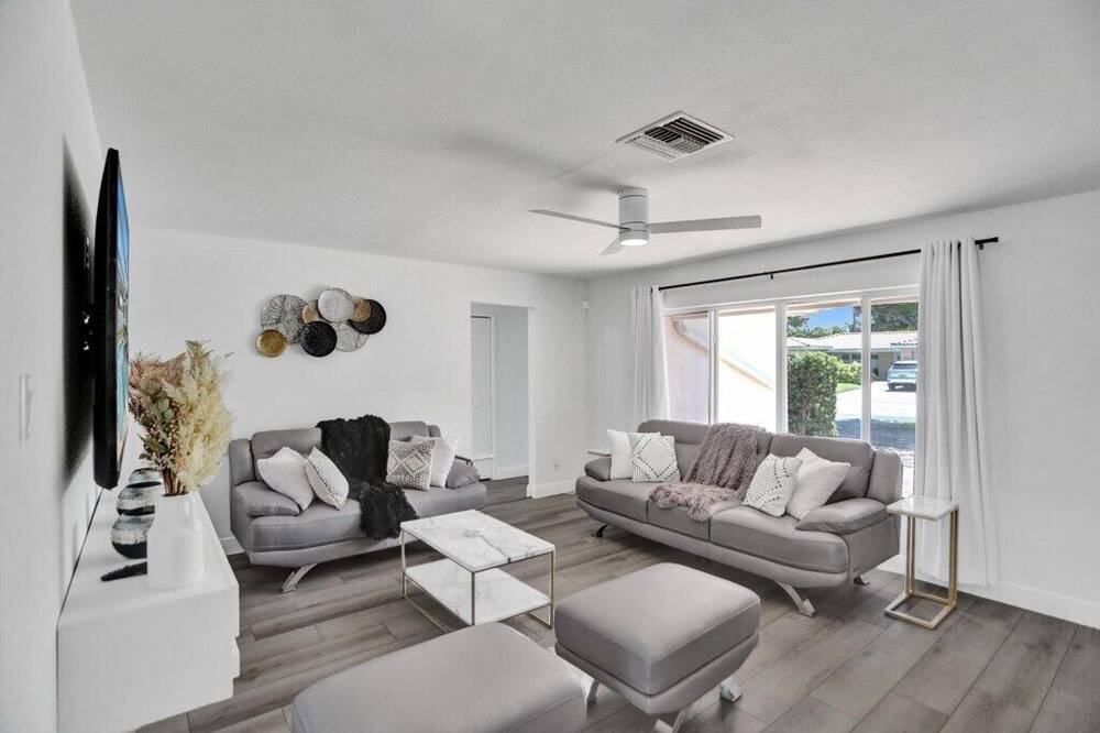 Photo of Bedroom in Central Corals