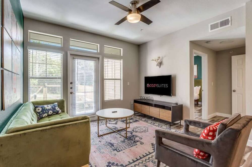 Photo of Bedroom in McNeil
