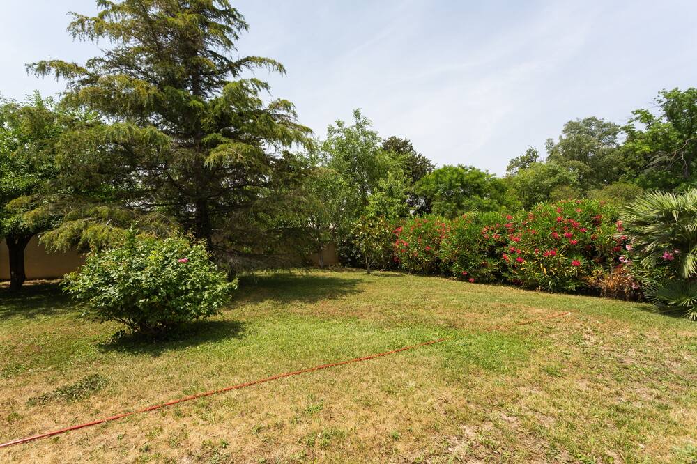 Photo of Outdoor in Le Pontet