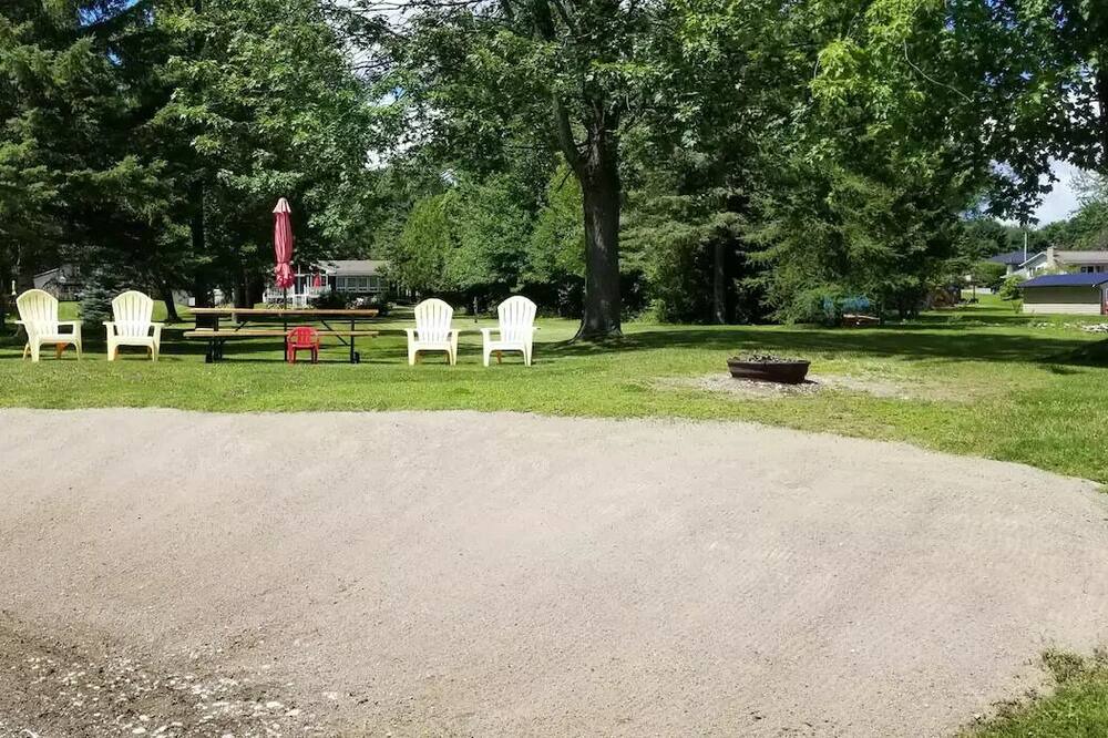 Photo of Others in Bobcaygeon