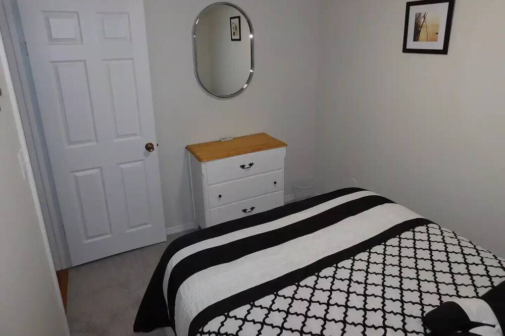 Photo of Bedroom in Bobcaygeon