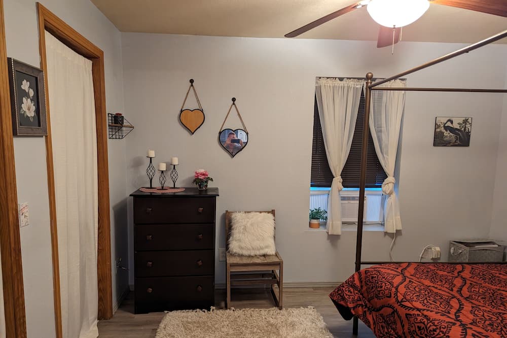 Photo of Bedroom in Springhill