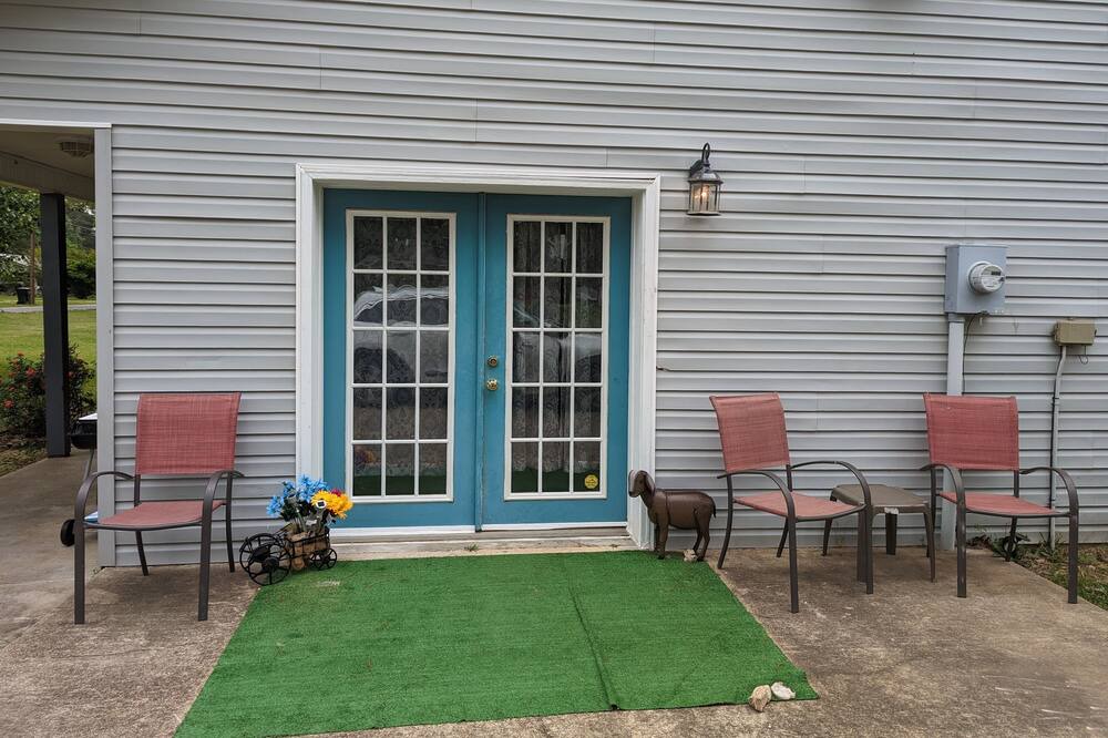 Photo of Outdoor in Springhill