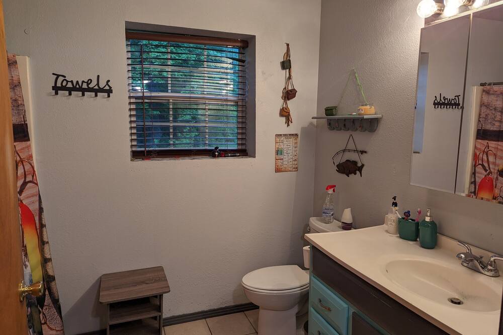 Photo of Bathroom in Springhill