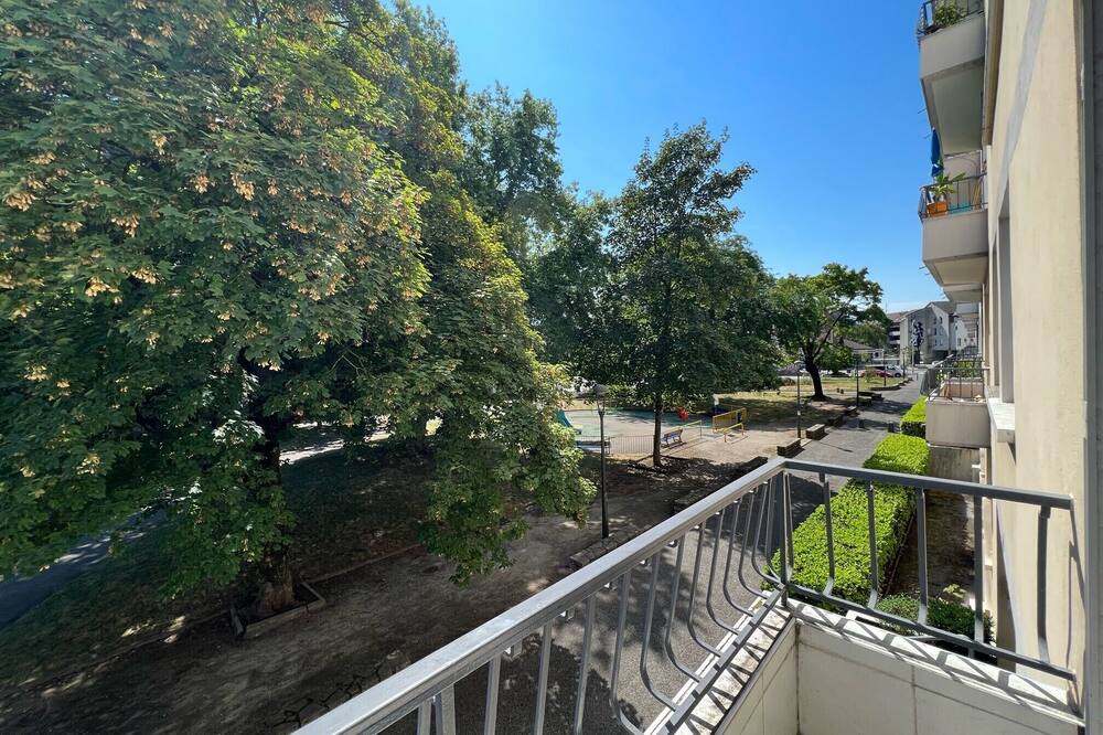 Photo of Patio Balcony in Saint-Martin-d'Heres